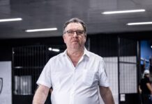 Santos planeja venda de jogadores na próxima janela para reforçar elenco e equilibrar contas