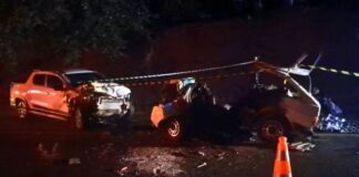 Três pessoas morrem e 5 ficam feridas em acidente com carros e caminhonete em rodovia de Itajobi