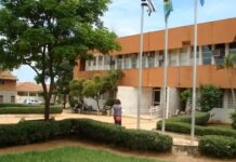 Mulher é condenada por tentar matar ex-companheira e enteada a facadas