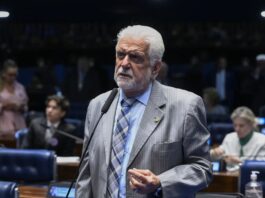 Jaques Wagner admite relação com ex-sócio do Banco Master