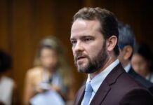 ‘Taxa das blusinhas’: ministro da Fazenda monitora de perto impacto e pode propor a Lula retorno da taxação