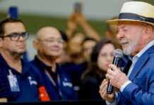 Paraguai convoca embaixador brasileiro após fala de Lula