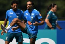 Raphinha volta ao grupo da Seleção em treino antes de Brasil x Noruega