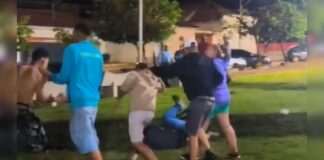 Trio suspeito de espancar homem é preso após ser identificado por vídeos em redes sociais