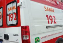 Ciclista fica ferido após colidir contra poste na Avenida Emílio Arroyo Hernandes