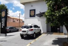 Homem é preso ao tentar atacar escrivão com pedaço de vidro em frente ao Plantão Policial de Catanduva