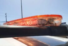 Polícia prende homem suspeito de espiar mulher durante o banho