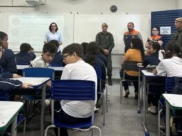 Defesa Civil promove ação de conscientização sobre mudanças climáticas na Escola Estadual Sarah Arnoldi Barbosa