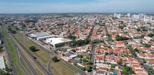 9 de julho: O que abre e o que fecha em Votuporanga no feriadão