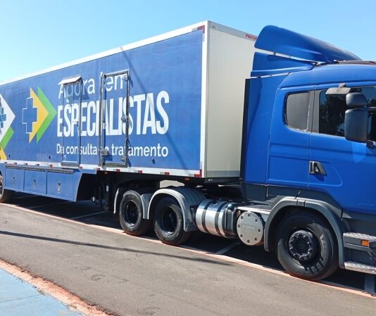 Votuporanga recebe carreta do programa Agora Tem Especialistas