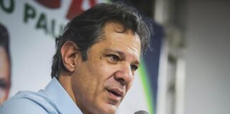 O que cabe à política?