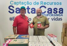 Santa Casa de Votuporanga recebe leite doado por corretor de imóveis em campanha solidária de aniversário