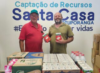 Santa Casa de Votuporanga recebe leite doado por corretor de imóveis em campanha solidária de aniversário