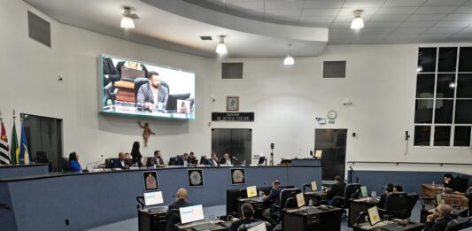 Com votação relâmpago, Câmara autoriza Prefeitura a repactuar dívidas de R$ 48 milhões em até 300 parcelas