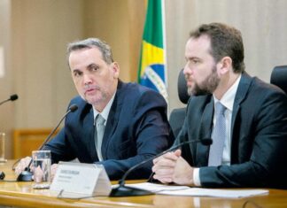 Orçamento 2027: governo prevê aumento do salário mínimo para R$ 1.741 no próximo ano
