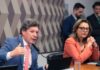 Comissão adia votação do fim da taxa das blusinhas