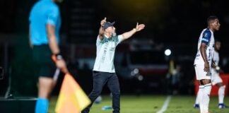 Guanaes cobra consistência após empate do Mirassol na Libertadores: “Erros estão custando caro”