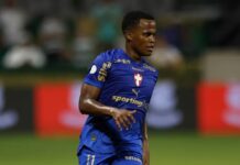 Arias sofre lesão muscular e vai desfalcar o Palmeiras; Piquerez tem edema na coxa