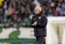 Dorival sobe o tom e cobra elenco por má fase do São Paulo: “É inadmissível. Vergonhoso”