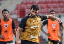 São Paulo anuncia renovação de contrato com Calleri até 2028