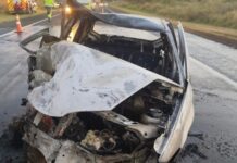 Batida frontal entre carros deixa feridos em Santo Antônio do Aracanguá