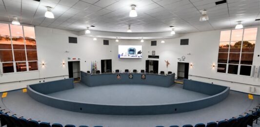 Câmara “reabre” licitação para modernizar o Plenário por R$ 825 mil