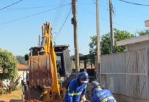 Saev prepara rede de abastecimento de água da Vila Carvalho para chegada do asfalto
