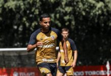 Victor Sá treina sem restrições e deve reforçar o São Paulo contra o Atlético-MG
