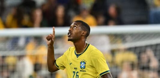 Brasil arranca empate com Austrália no primeiro jogo pós-Copa