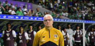 Dorival assume responsabilidade por derrota do São Paulo e diz: “De igual para igual até expulsão”