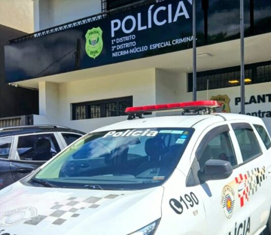 Mulher é presa suspeita de esfaquear marido nove vezes em Sebastianópolis do Sul