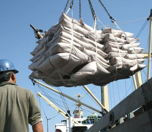 Balança comercial da indústria regional acumula superávit de US$ 1,13 bilhão até agosto de 2026