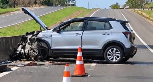Acidente na SP-320 deixa dois feridos e provoca engavetamento em Votuporanga