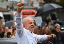 Lula é reeleito presidente e conquista quarto mandato