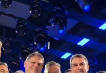 Danilo Campetti participa de encontro com Tarcísio e Flávio Bolsonaro