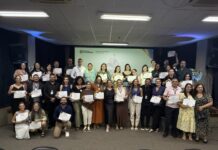 Votuporanga premia projetos que fazem a diferença nas escolas e lança revista científica