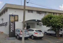 Homem que morreu em suíte de motel estava com mulher e pastor, que arrombou portão para fugir