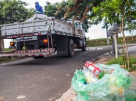 Recicláveis colocados após a passagem do caminhão podem ficar sem coleta, alerta Saev