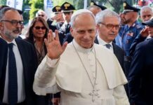 Papa Leão retira parte do pulmão e tem câncer confirmado, diz Vaticano