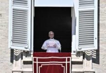 Papa Leão XIV deve ser internado na manhã desta terça-feira, diz Vaticano