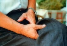Mais de 5 mil amputações por câncer de pênis em 10 anos: especialista alerta para erro comum na higiene masculina